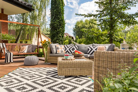 Expert tips on how to smartly plan the top-floor outdoor space