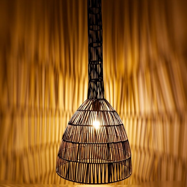 Photo Myrrh Sculptural Floor Lamp
