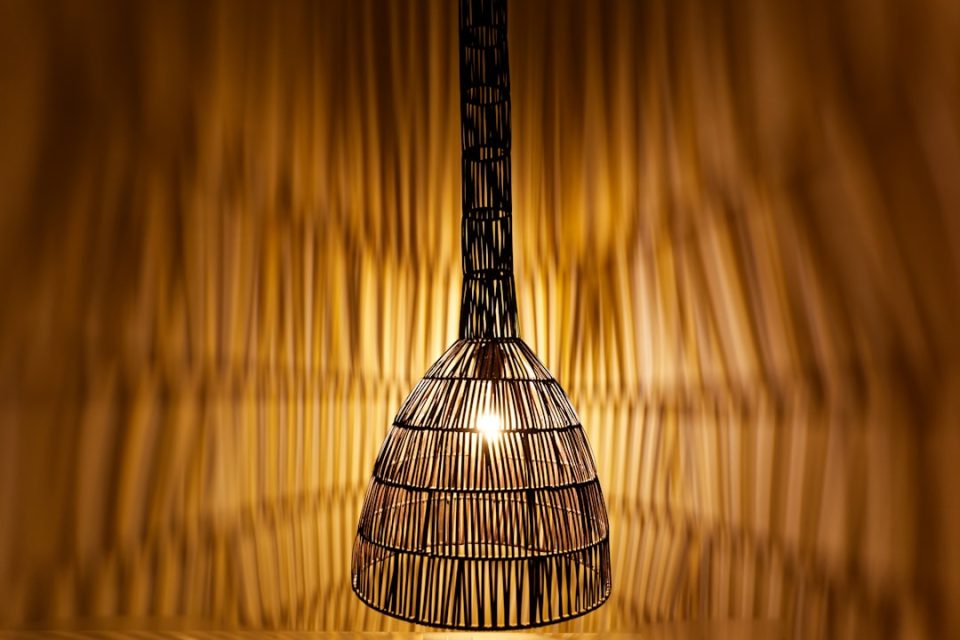 Photo Myrrh Sculptural Floor Lamp
