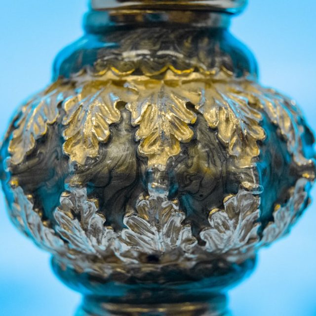 Photo Quartz crystal table lamp