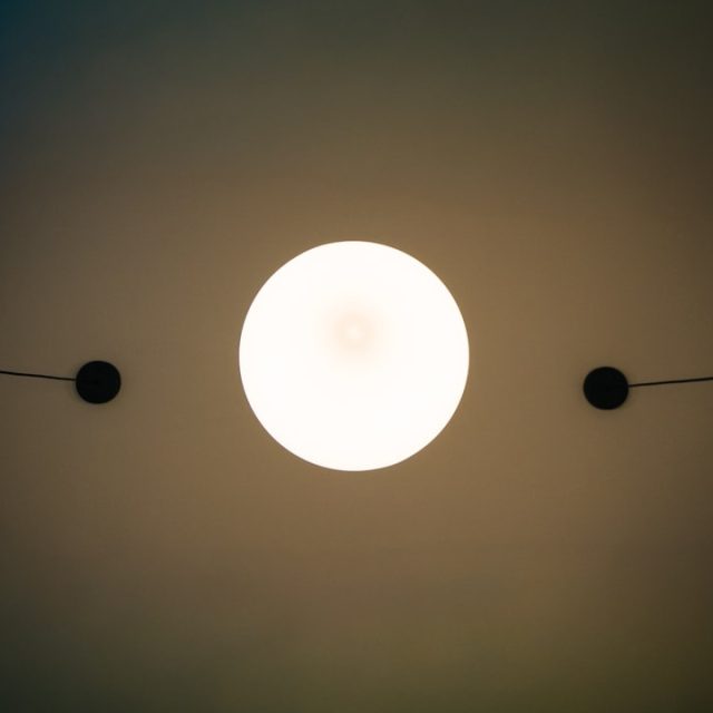 Photo Frosted glass wall lamp
