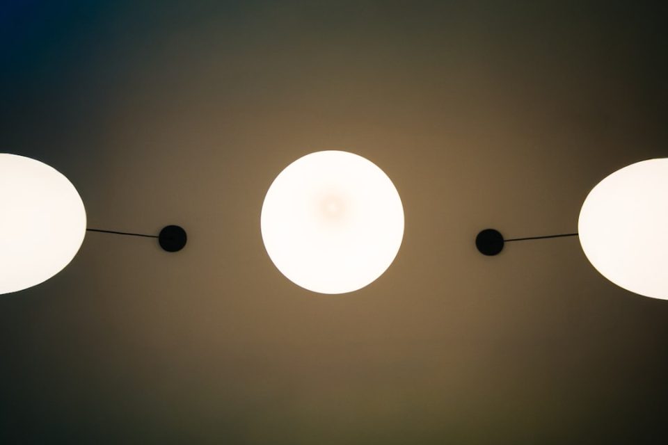 Photo Frosted glass wall lamp